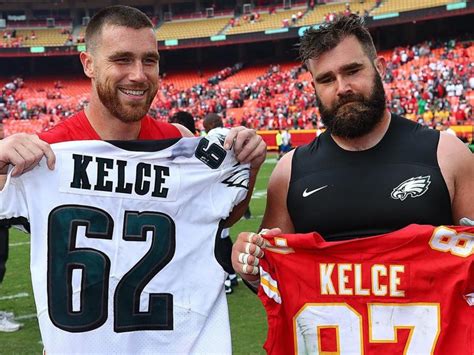 Jan 28, 2024 ... Kansas City Chiefs tight end Travis Kelce and his brother Jason shared an emotional embrace following Sunday's AFC Championship win in ...
